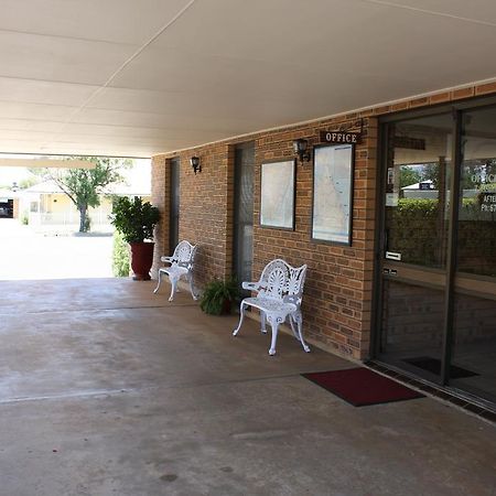 Mid Town Inn Narrabri Dış mekan fotoğraf