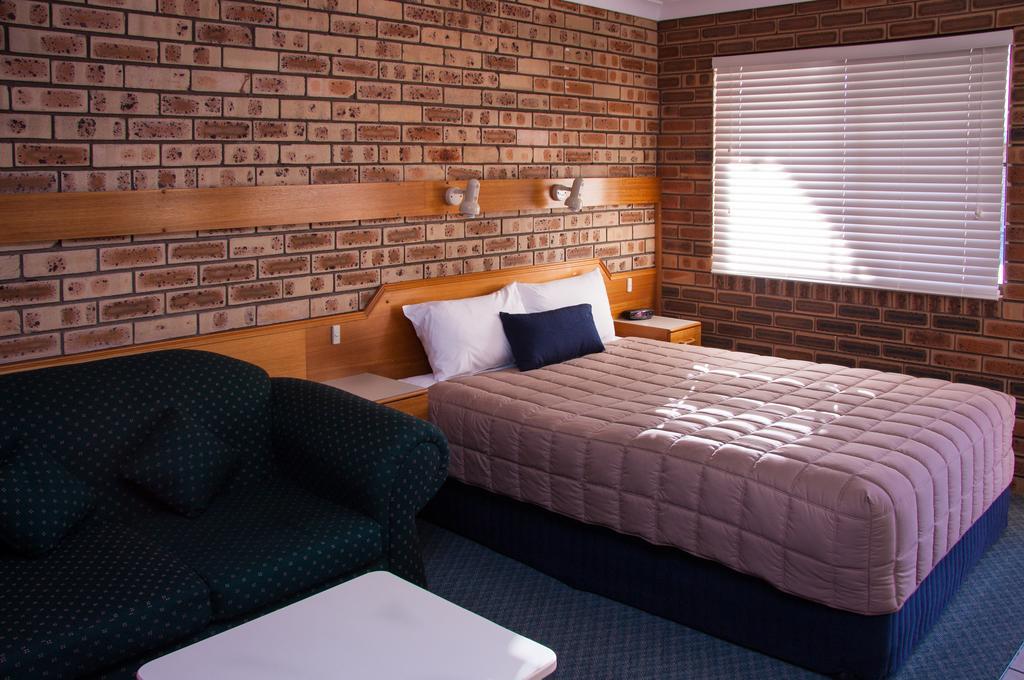 Mid Town Inn Narrabri Oda fotoğraf
