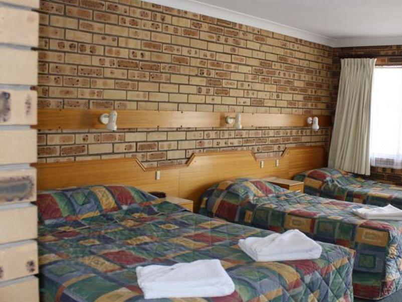 Mid Town Inn Narrabri Dış mekan fotoğraf
